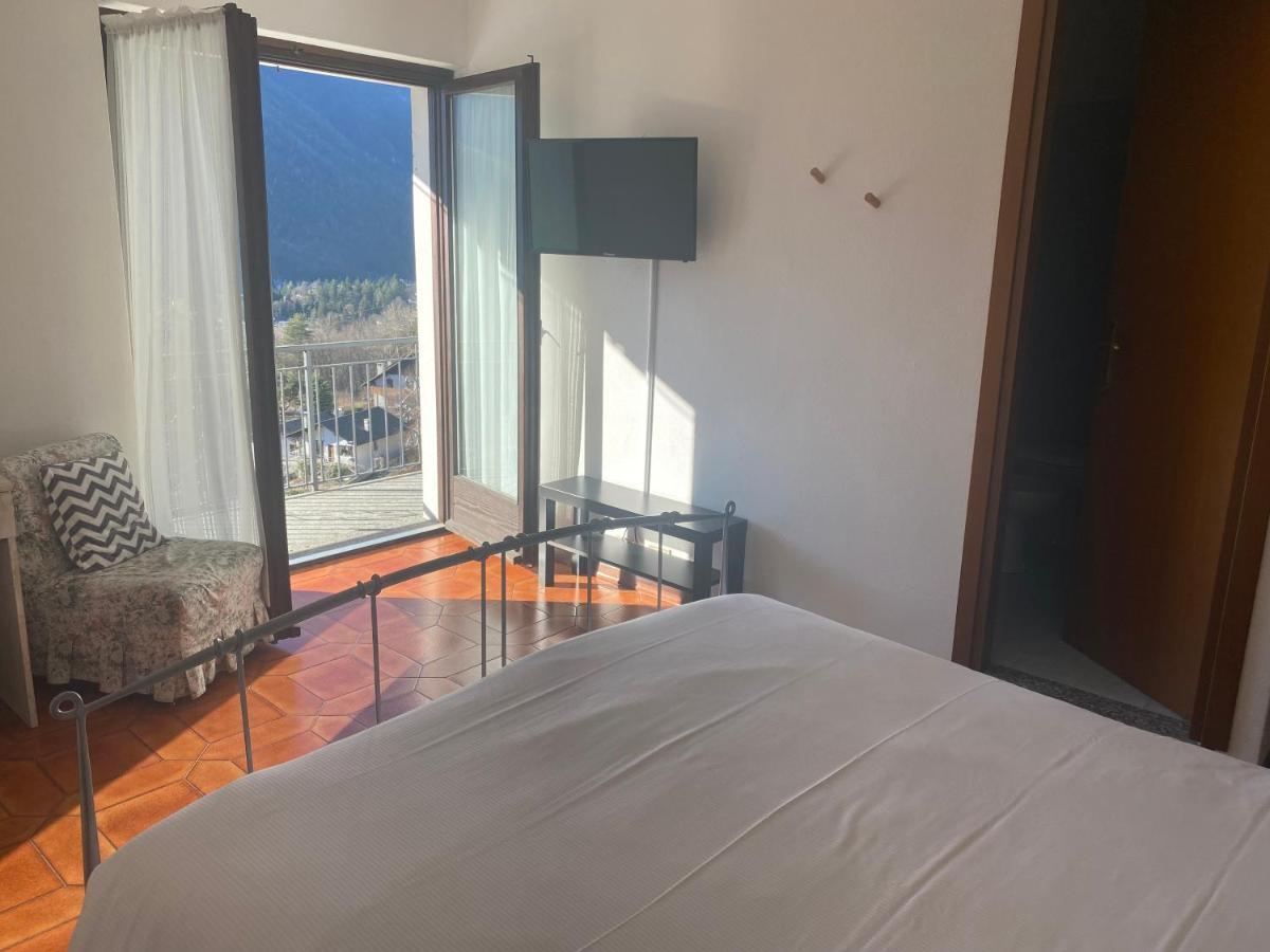 Albergo La Perla Craveggia Bagian luar foto