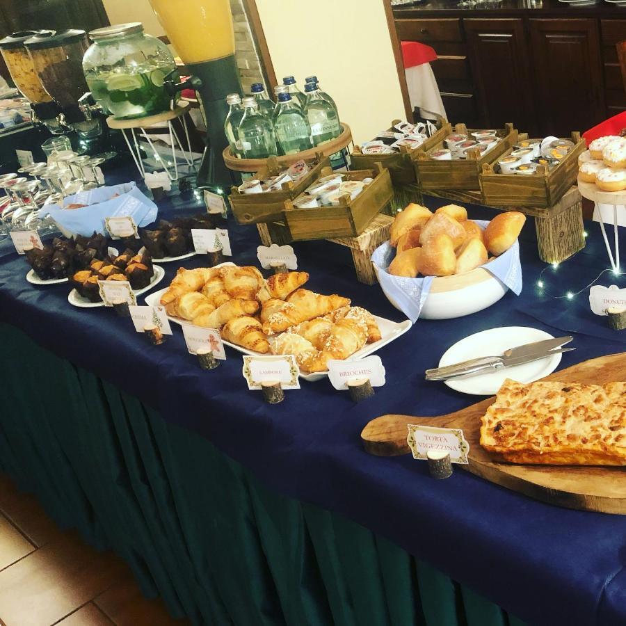Albergo La Perla Craveggia Bagian luar foto